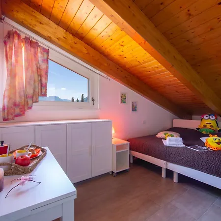 Como Lake Modern Apartament Ulivi 公寓