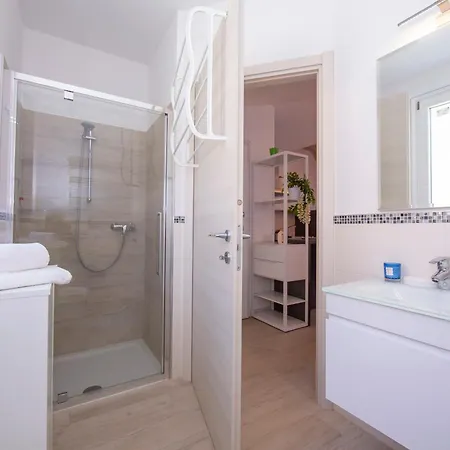 Como Lake Modern Apartament Ulivi 公寓 *