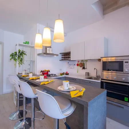 Modern Ulivi Apartamento